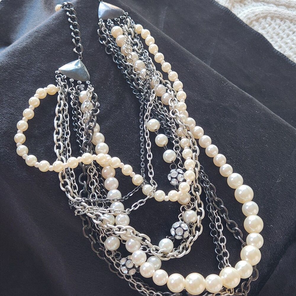 Fashion Bug Pearl White Black 10 layer necklace